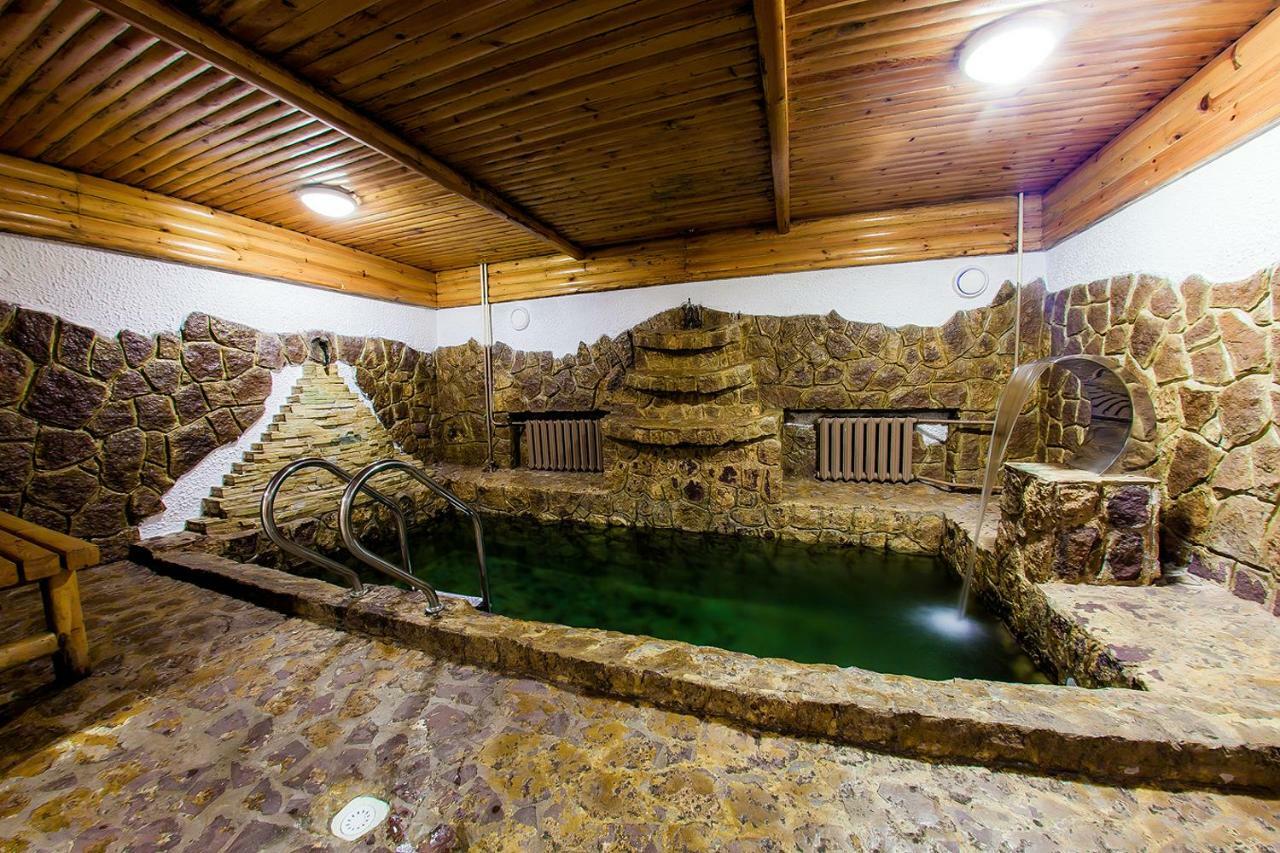 Hotel Edem Karagandy Exteriér fotografie