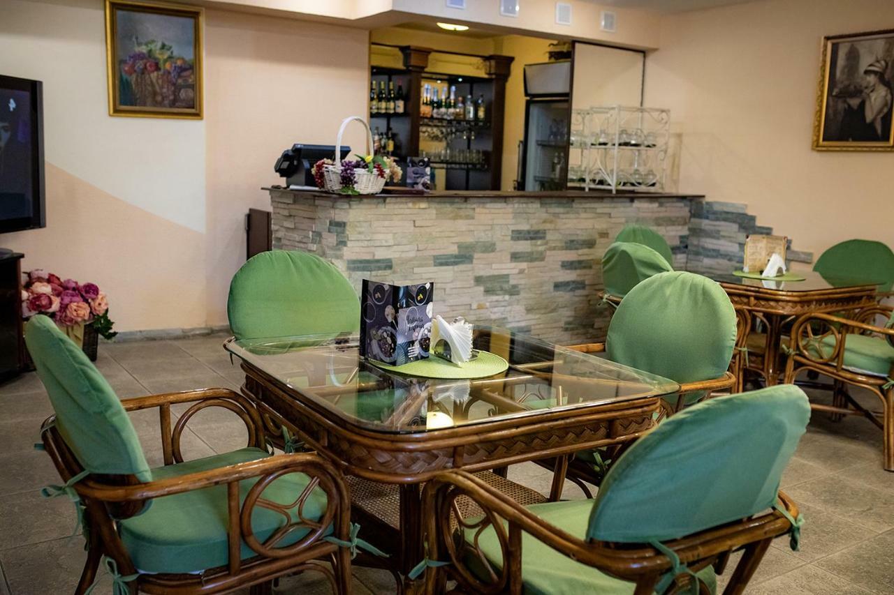 Hotel Edem Karagandy Exteriér fotografie